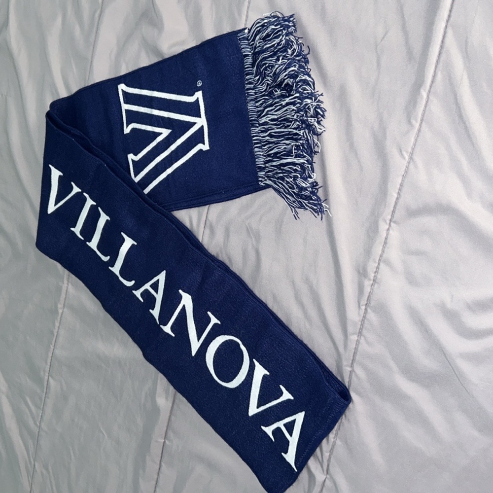 Villanova University School of Business Fringed Scarf NWOT